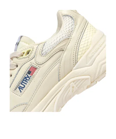 Autry Retro-inspired Sneakers With Chunky Sole And Metallic Accents In Multi