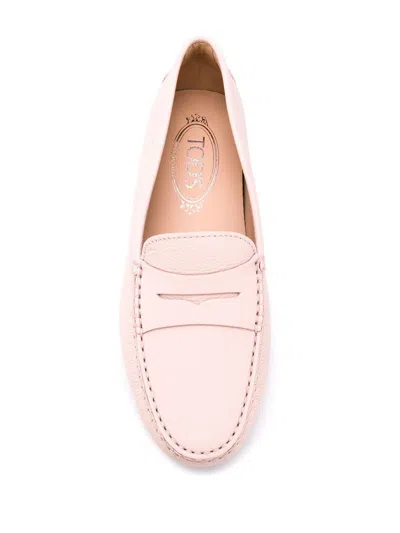 Tod's Grained Leather Gommino Driving Shoes In Pink