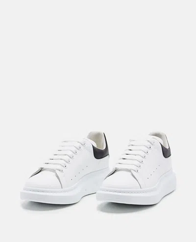 Alexander Mcqueen White And Black Low-top Sneakers With Chunky Sole And Contrasting Heel Tab In Leather Man In White
