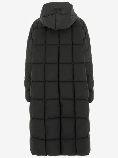 Ienki Ienki Maxi Pyramid Leon Down Jacket In Green