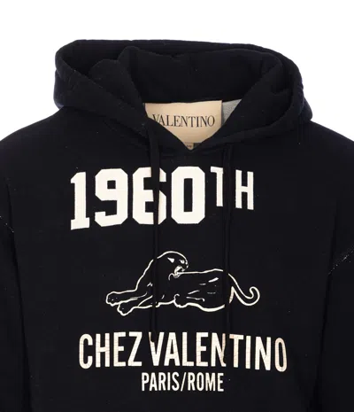 Valentino Garavani Hoodie With Logo Print In Black