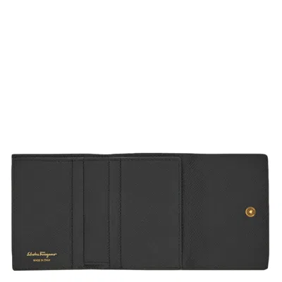 Ferragamo Gancini Tri-fold Leather Wallet In Black