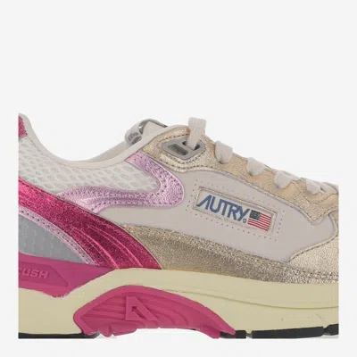 Autry Low Hyperway Sneakers With Mesh Panels And Metallic Accents In Neutral