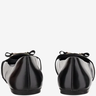 Ferragamo New Vara Plate Ballet Flat Shoes In Black