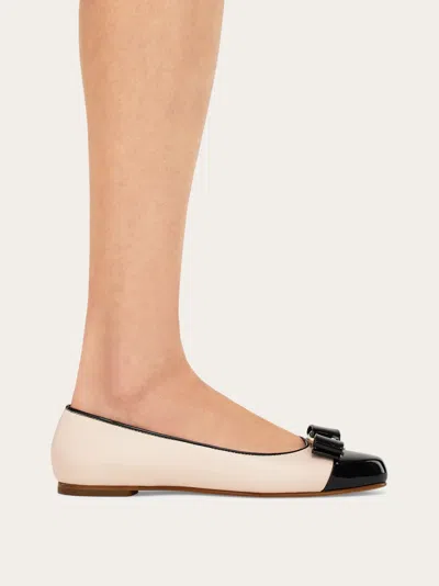 Ferragamo Round Toe Ballerina Shoes With Bow Detail