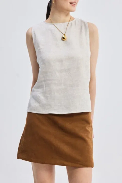 Reistor Boat Neck Top In Checkered Linen In Neutral