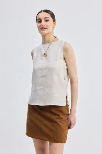 Reistor Boat Neck Top In Checkered Linen In Neutral