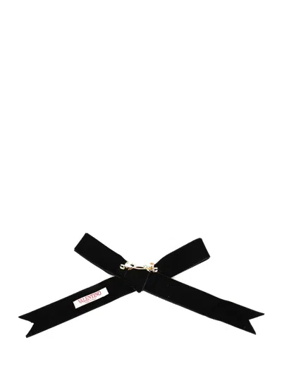 Valentino Garavani Valentino Vlogo Signature Bow Velvet Hair Clip In Black