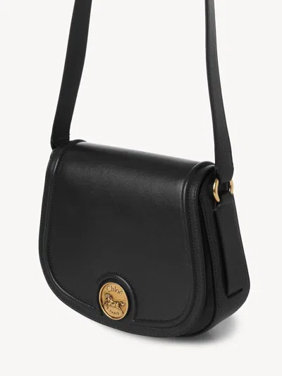 Chloé Grained Leather Shoulder Bag With Prominent Logo Detail In Black