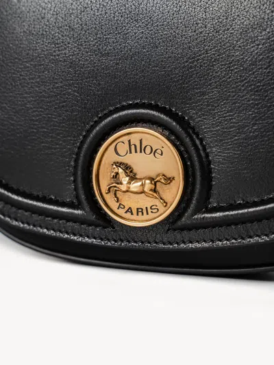 Chloé Grained Leather Shoulder Bag With Prominent Logo Detail In Black