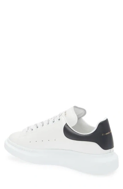 Alexander Mcqueen White And Black Low-top Sneakers With Chunky Sole And Contrasting Heel Tab In Leather Man In White