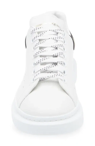 Alexander Mcqueen White And Black Low-top Sneakers With Chunky Sole And Contrasting Heel Tab In Leather Man In White