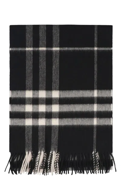 Burberry Cashmere Scarf With Checked Pattern And Fringed Edges In Black