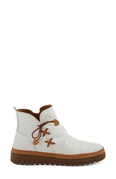Spring Step Vandis Bootie In White