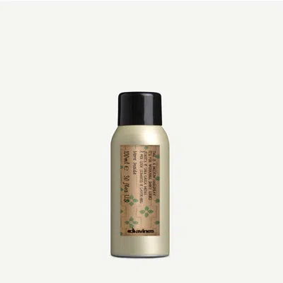 Davines This Is A Medium Hairspray More Inside