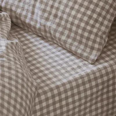 Piglet In Bed Gingham Linen Blend Fitted Sheet, King In Pattern