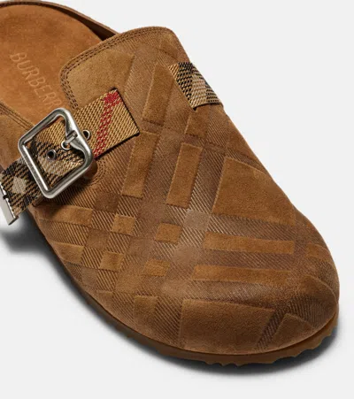 Burberry Suede Slippers With Buckle Detail And Textured Finish In Brown