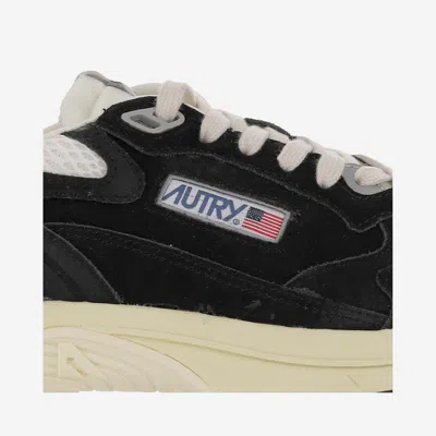 Autry Hyperway Black Low Top Sneakers With Logo Patch On Tongue And Side In Suede And Mesh Woman In Black