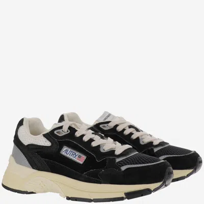 Autry Hyperway Black Low Top Sneakers With Logo Patch On Tongue And Side In Suede And Mesh Woman In Black