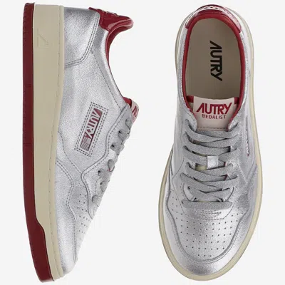 Autry Medalist Low Sneakers In Gray
