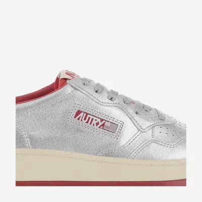 Autry Medalist Low Sneakers In Gray