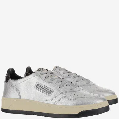Autry Medalist Low Sneakers In Silver
