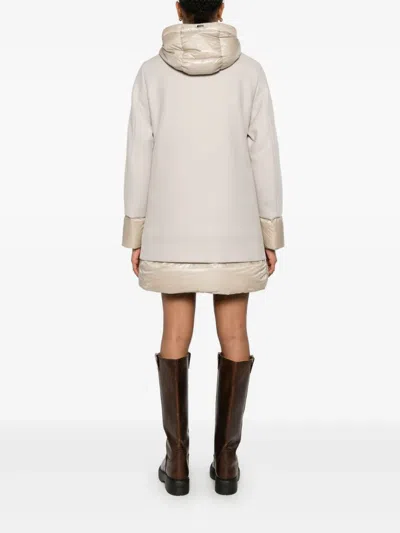 Herno Cappotto Svasato In Lana Con Imbottitura In Neutral