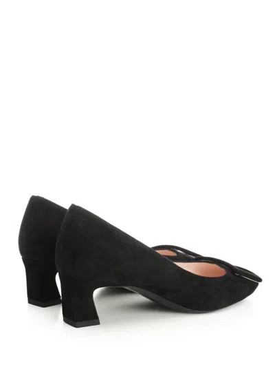 Roger Vivier 70mm Buckle-embellished Suede Pumps In Black