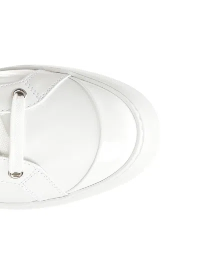 Roger Vivier Viv Sneakers White