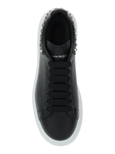 Alexander Mcqueen Studded Leather Platform Sneakers In Black