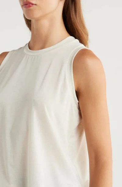 Free Fly Elevate Lightweight Tank In White