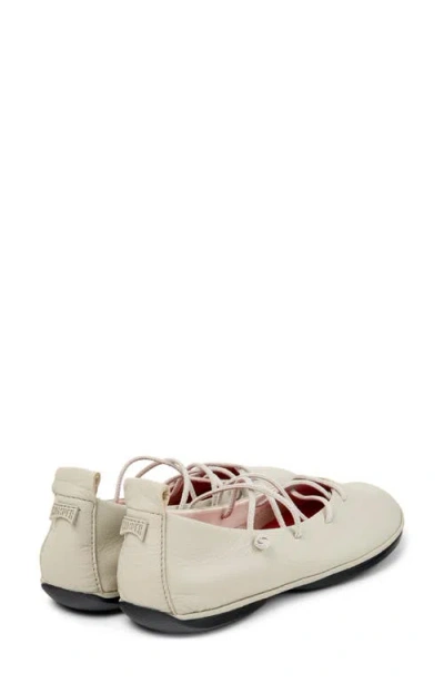 Camper Right Nina In White