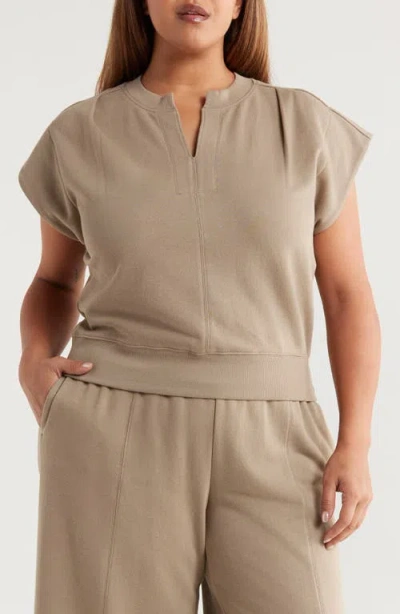 Wit & Wisdom Extended Shoulder Notch Neck Top In Brown