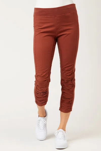 Wearables Jetter Crop Legging