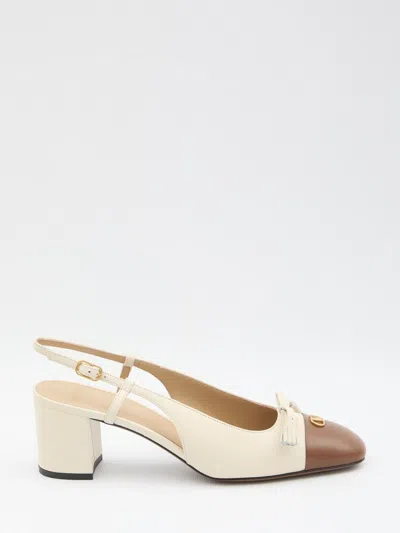 Valentino Slingback Valet Du Roi Pumps In Butter/tobacco In Nude