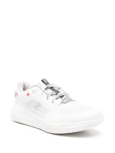 On Roger Adv Z5 Sneakers In White