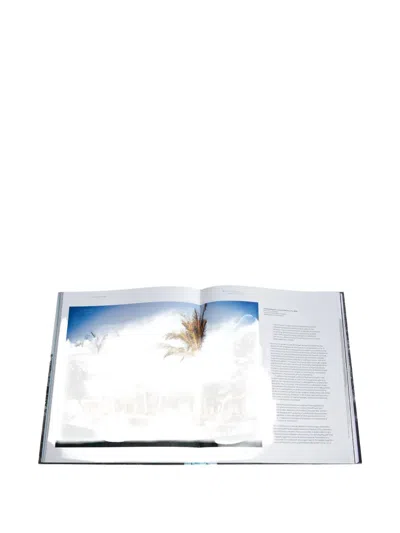 Rizzoli The Modern Garden Book (31cm X 26cm) In White