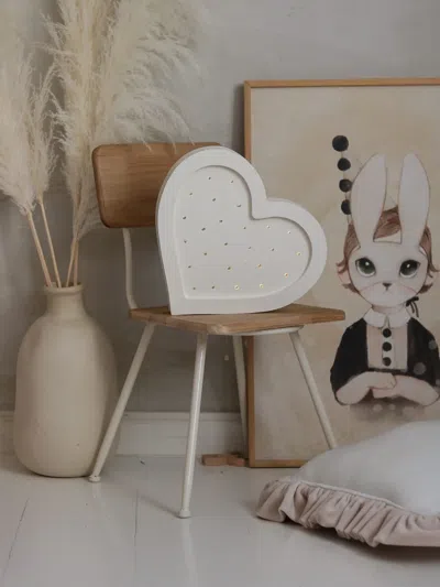 Little Lights Heart-shaped Illuminated Wall Decor In White