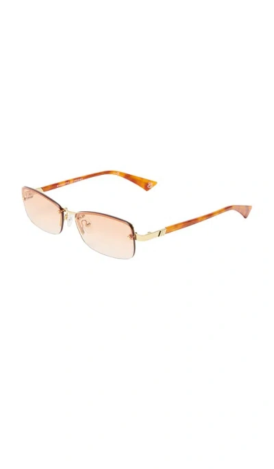 Le Specs Slinky 62mm Oval Sunglasses In Gold