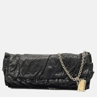 Pre-owned Dolce & Gabbana Black Pleated Leather Chain Clutch