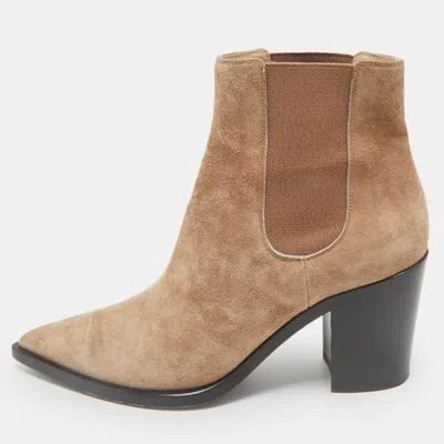 Pre-owned Gianvito Rossi Beige Suede Pointed Ankle Length Boots Size 38