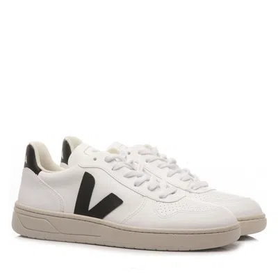 Veja Urca Sneakers With Cruelty-free Leather Application In White
