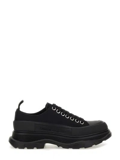 Alexander Mcqueen Tread Slick Sneakers In Black