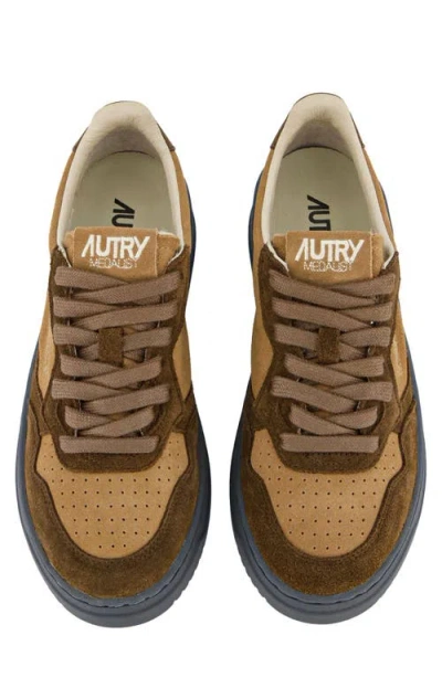 Autry Medalist Low Sneaker