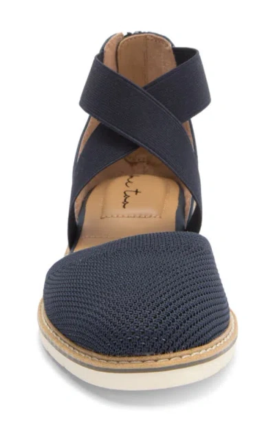 Me Too Hazy Wedge Pump