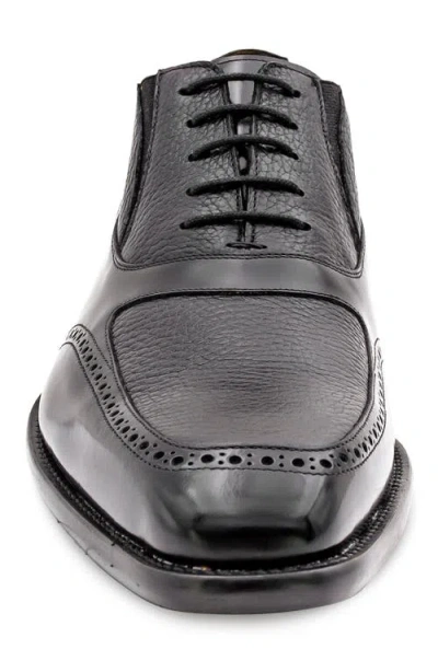 Mezlan Textured Oxford