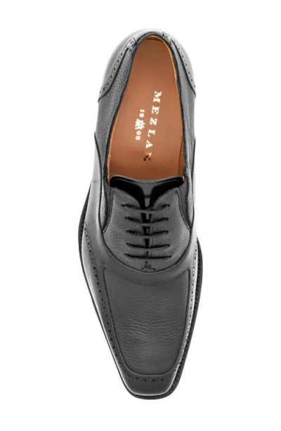 Mezlan Textured Oxford