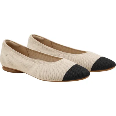 Vivaia Almond-toe Ballet Flats