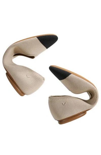 Vivaia Almond-toe Ballet Flats