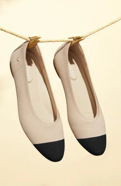 Vivaia Almond-toe Ballet Flats